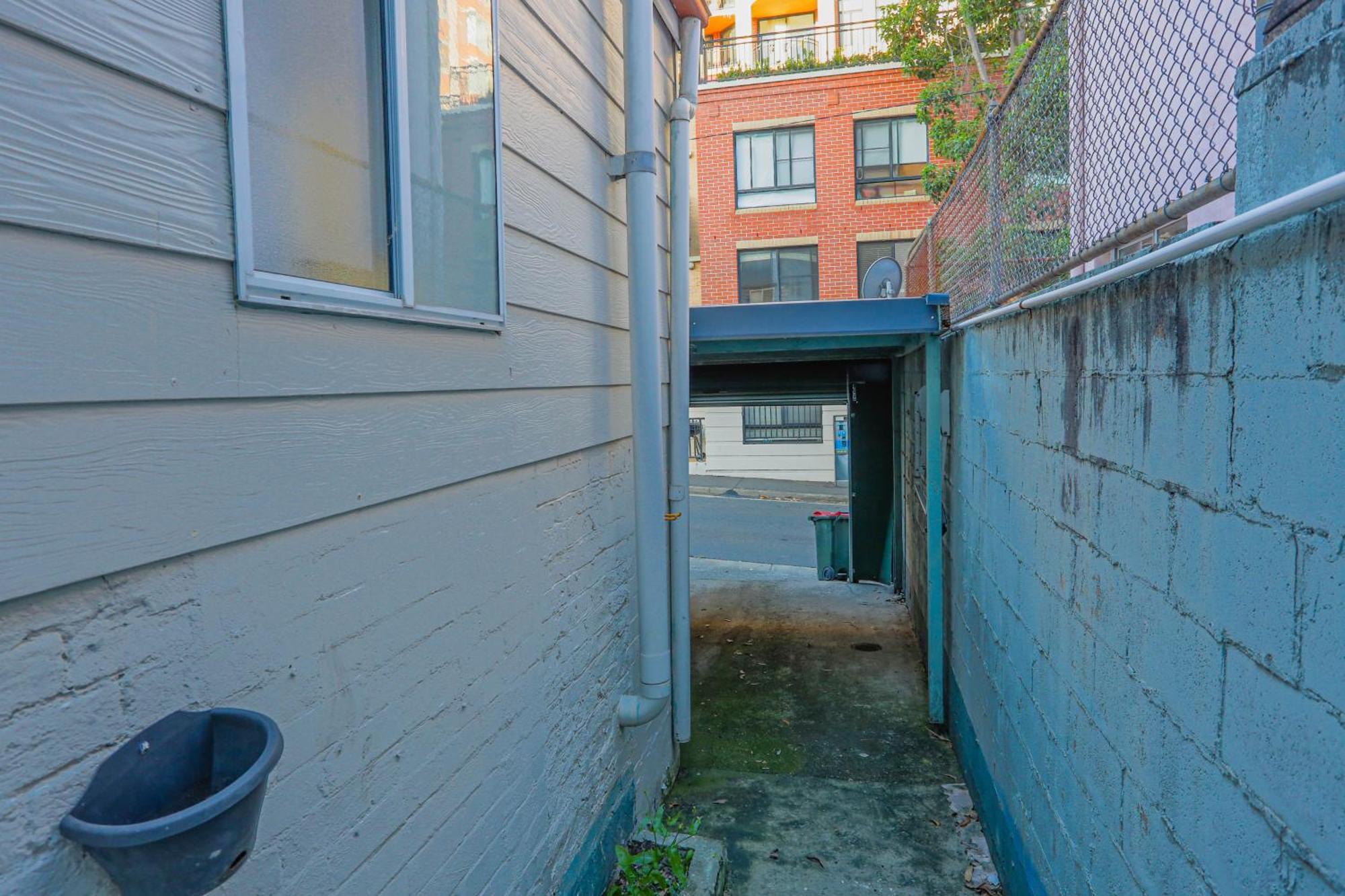 2 Bedroom Darling Harbour - Pyrmont *