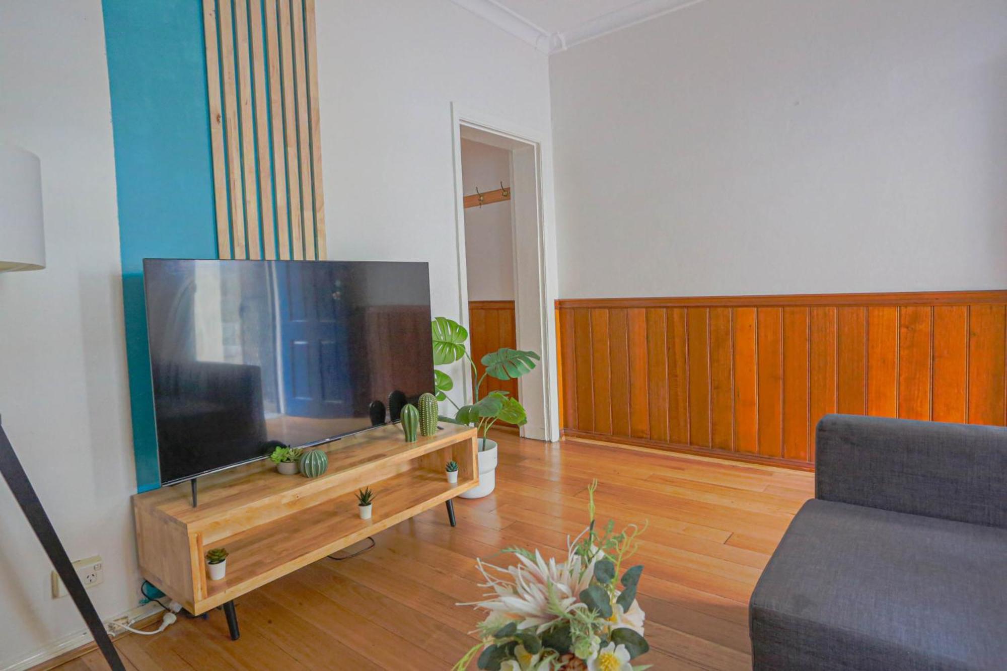 2 Bedroom Darling Harbour - Pyrmont Holiday home *