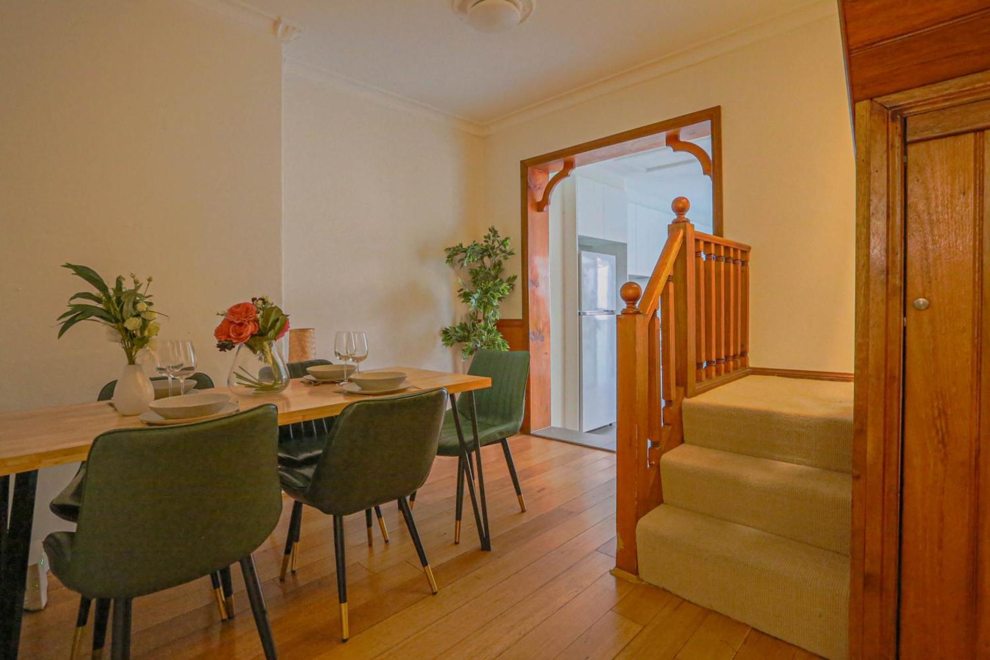Holiday home 2 Bedroom Darling Harbour - Pyrmont *