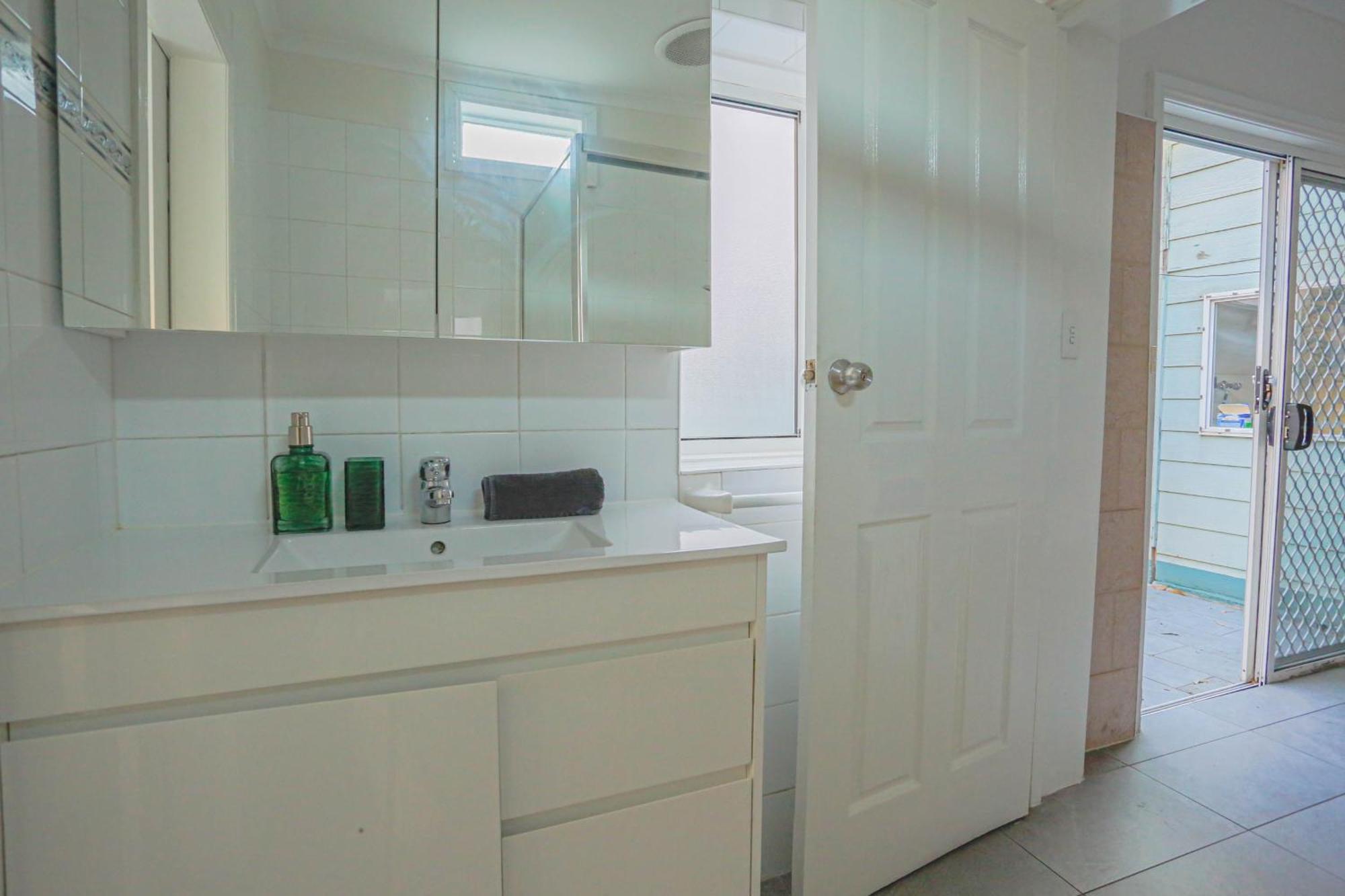 Holiday home 2 Bedroom Darling Harbour - Pyrmont Sydney