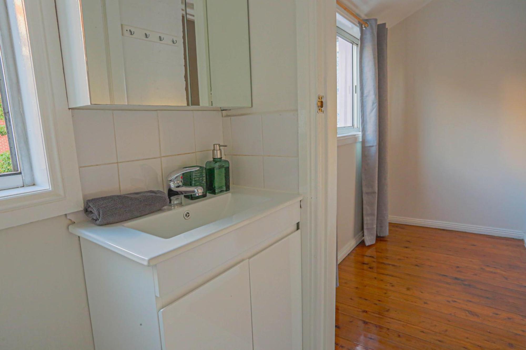 2 Bedroom Darling Harbour - Pyrmont *